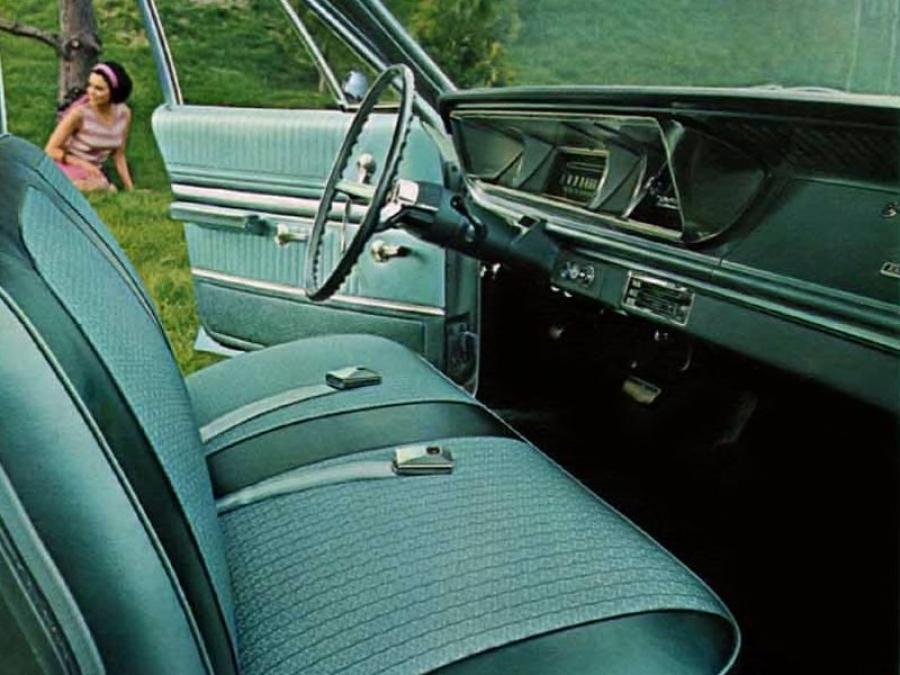  Chevrolet Bel Air 4-Door Sedan 1966 года  (фото 2 из 2)